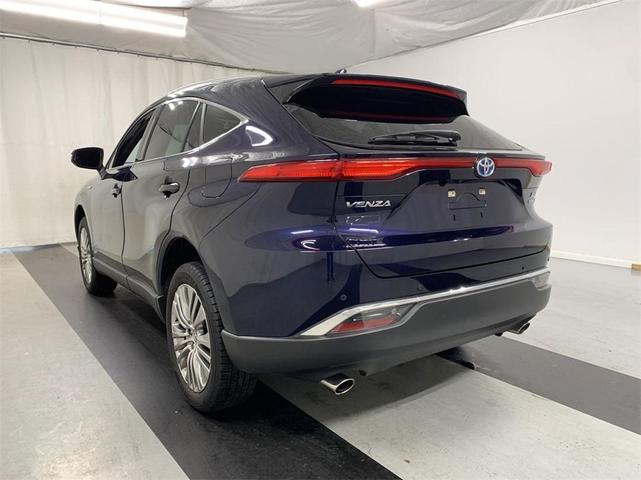 2021 toyota venza xle
