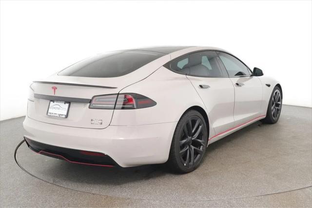 2022 tesla model s plaid
