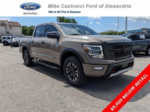 2023 nissan titan pro-4x