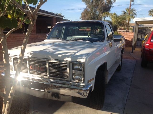 1986 gmc sierra classic 2500 (3/4 ton) 4 x 4 57k original miles must see!!!
