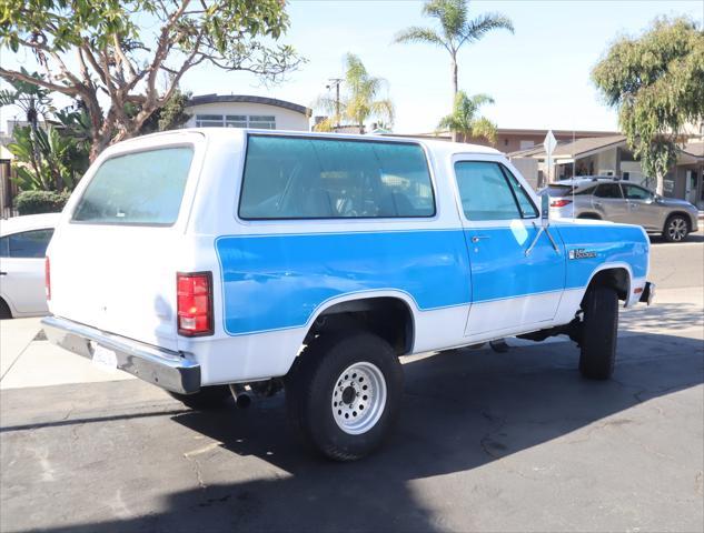 1985 dodge charger base