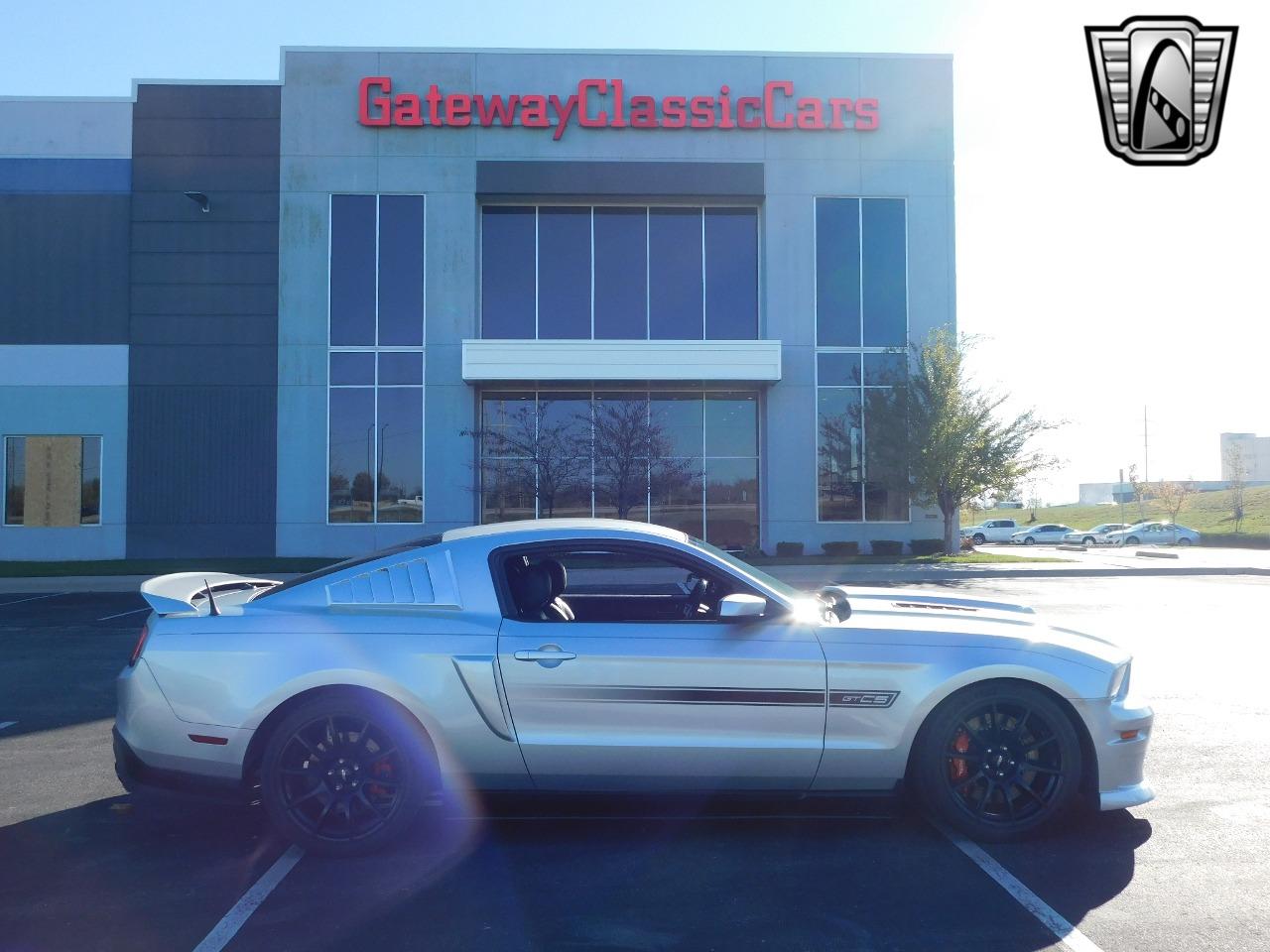 2012 ford mustang