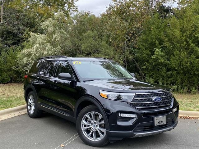 2022 ford explorer xlt