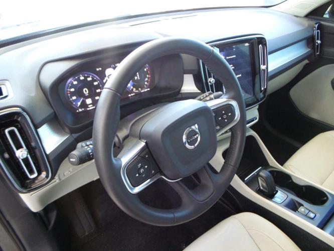 used 2019 volvo xc40 awd t5 momentum clearwater, fl 33764 for sale in clearwater, florida