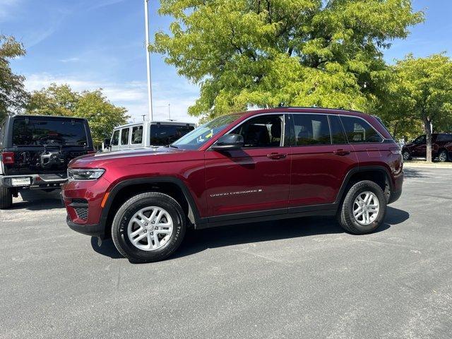 2023 jeep grand cherokee laredo