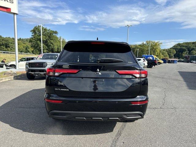 2023 mitsubishi outlander es
