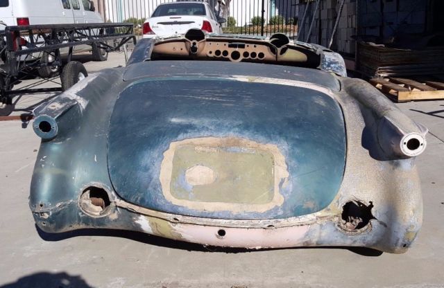 1954 chevrolet corvette convertible body no motor or trans vin e54s002834