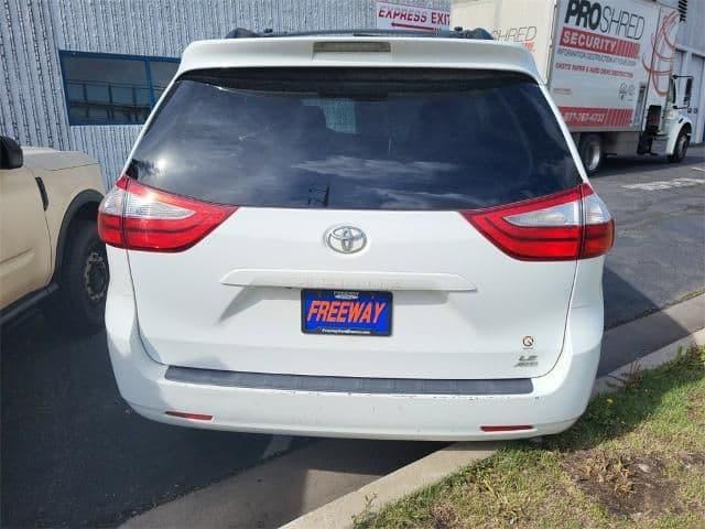 2015 toyota sienna le 7 passenger in denver, colorado