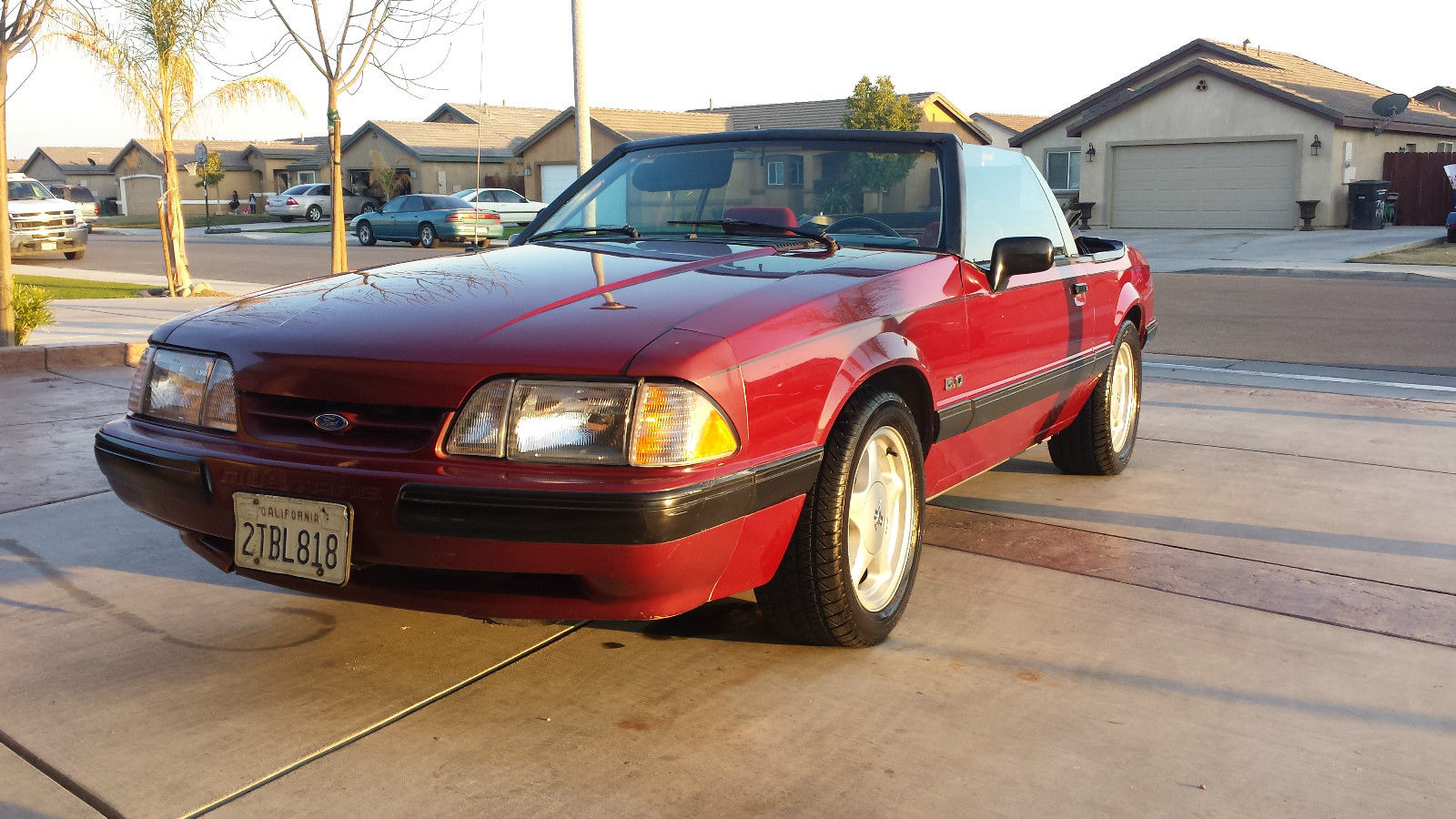 1989 ford mustang lx convertible 2-door 5.0l