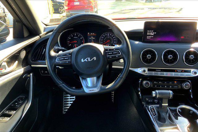2023 kia stinger gt-line