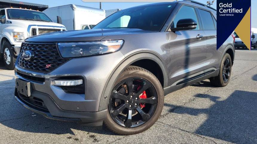 2022 ford explorer st