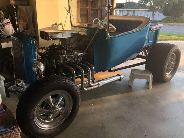 1927 ford model t bucket w/glass body
