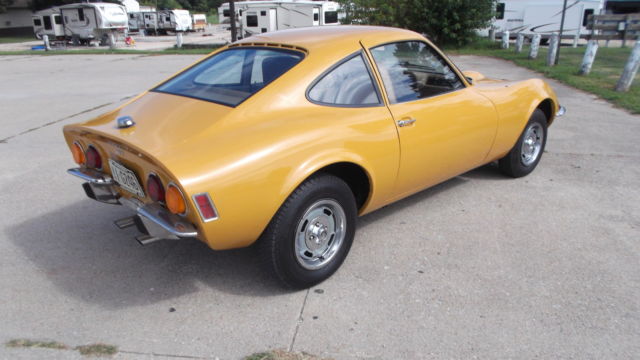 1969 opel gt coupe