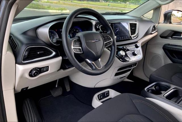 2020 chrysler pacifica touring