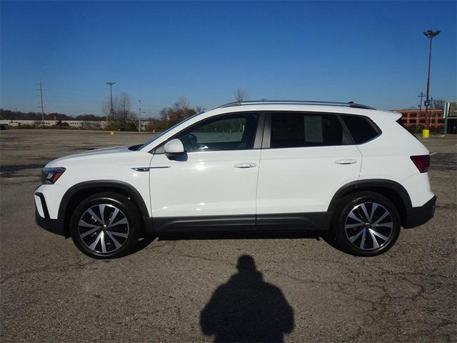 2022 volkswagen taos 1.5t se