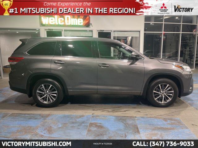 2017 toyota highlander xle