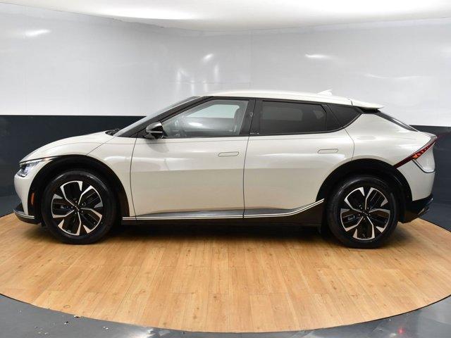 2022 kia ev6 wind
