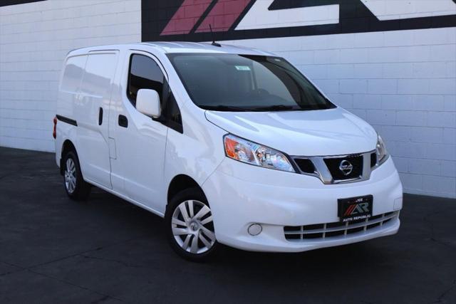2020 nissan nv200 sv
