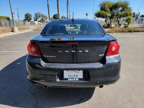 2013 dodge avenger