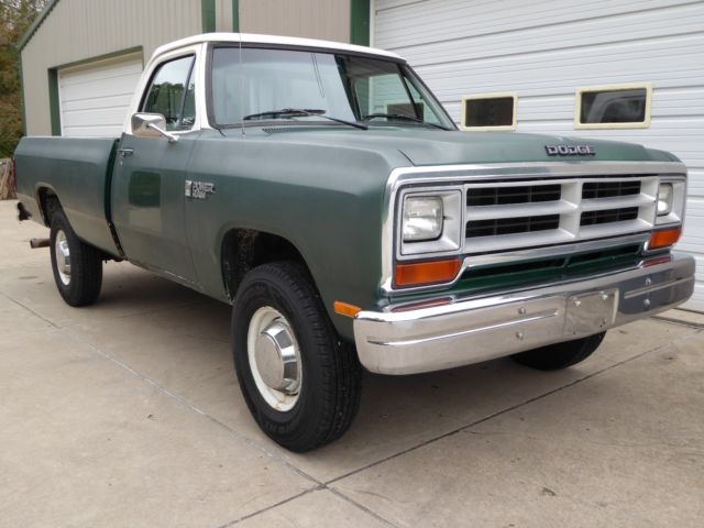 1986 dodge 250 custom 4 wheel drive pickup truck 360 motor manual transmission