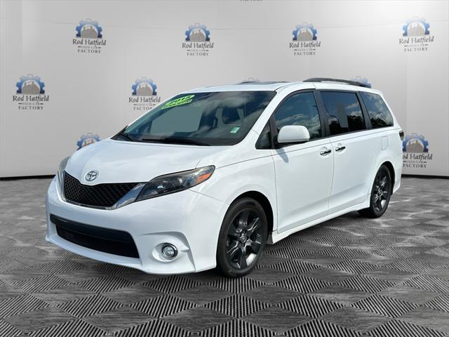 2015 toyota sienna l