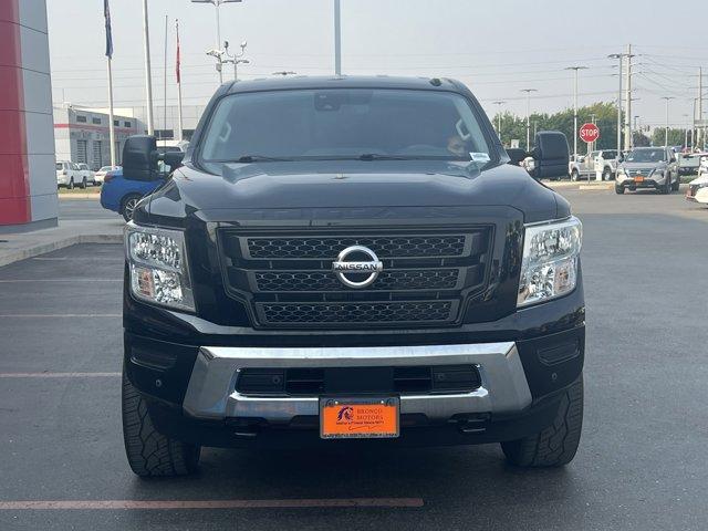 2021 nissan titan xd sv