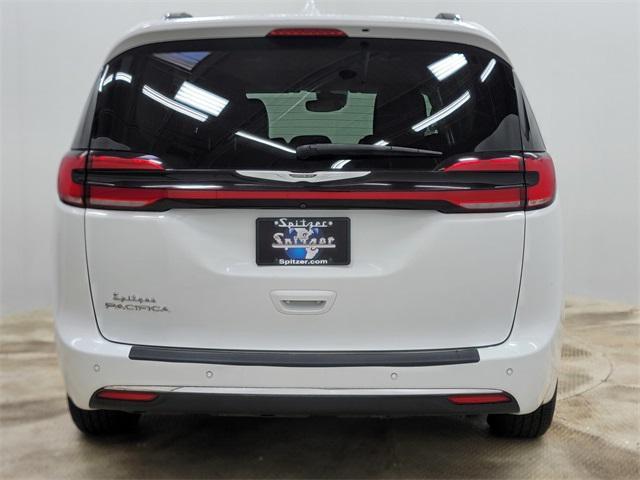 2021 chrysler pacifica touring l
