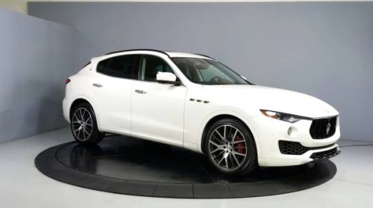 2017 maserati levante base