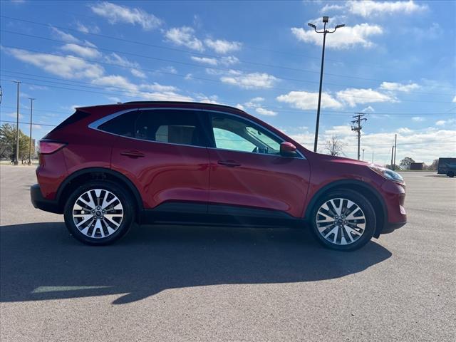 2021 ford escape titanium