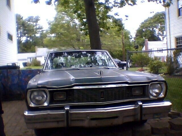 1975 plymouth valiant four door sedan