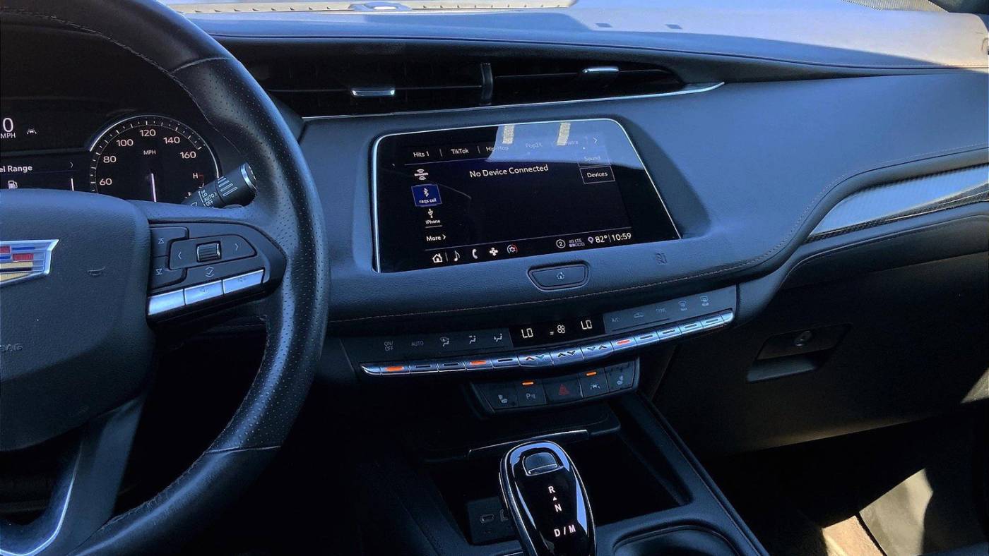 2020 cadillac xt4 sport