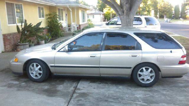 1994 honda accord lx wagon 5-door 2.2l