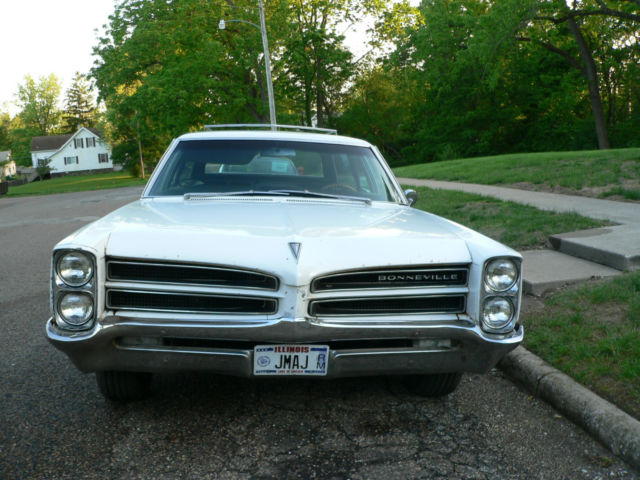 1966 pontiac bonneville safari wagon 4-door 389 cu in