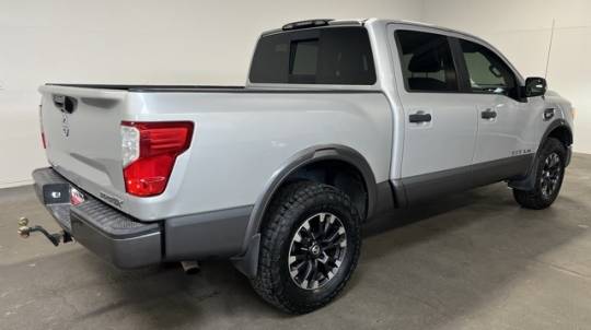 2017 Nissan Titan