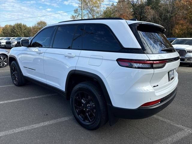 2024 jeep grand cherokee altitude