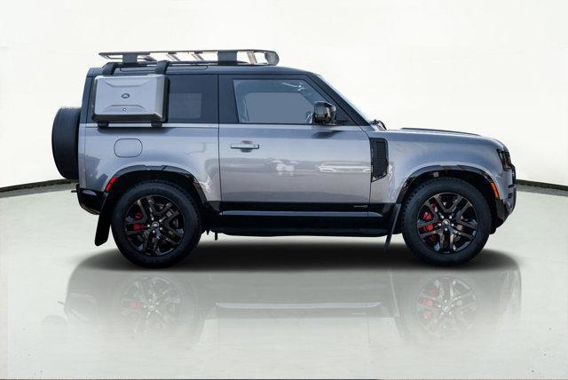 2022 land rover defender 90 x