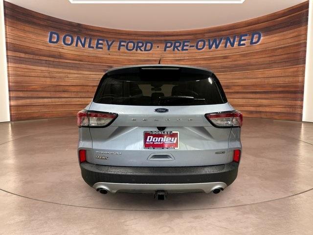 2022 ford escape titanium hybrid