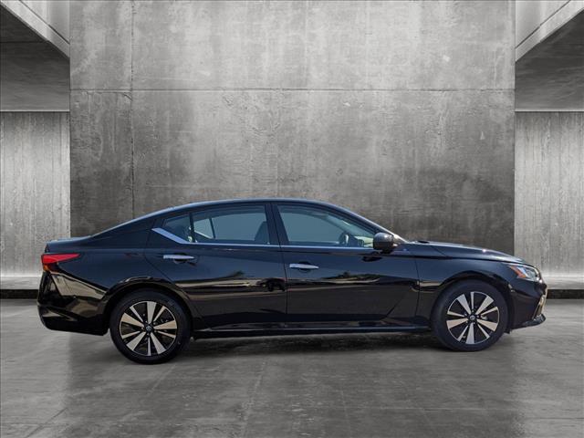 2022 nissan altima 2.5 sv