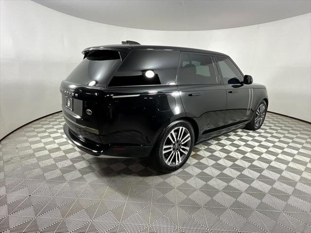 2023 land rover range rover p530 se
