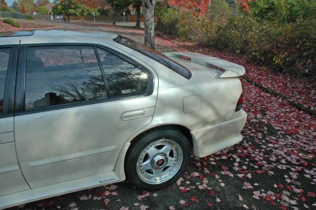 1989 nissan maxima se 4dsc - 1990 road & track sweepstakes car, only 3397 miles