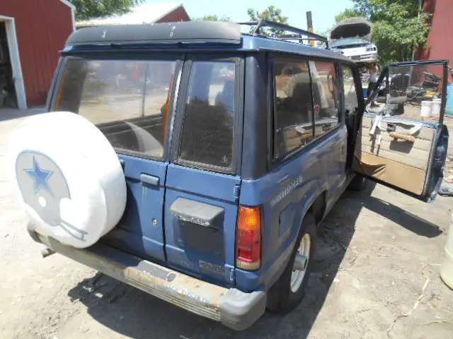 1986 isuzu trooper, 2 door, blue