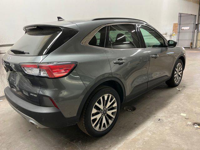 2021 ford escape titanium