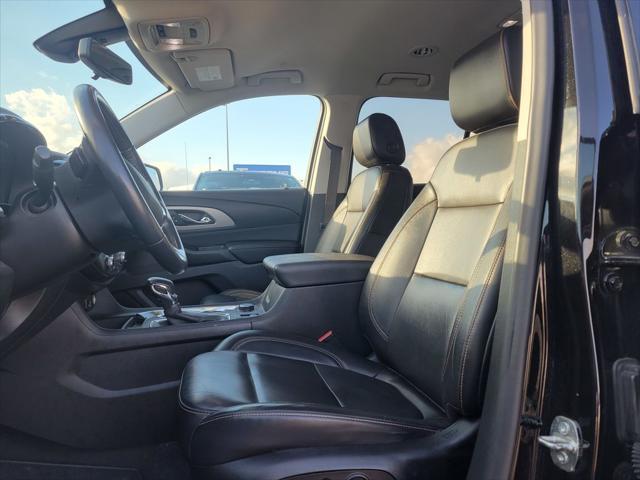 2021 chevrolet traverse lt leather