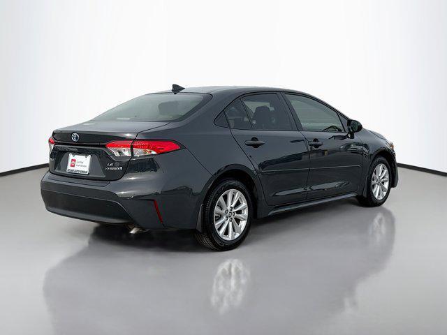 2023 toyota corolla hybrid le