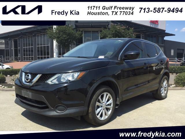 2018 nissan rogue sport s