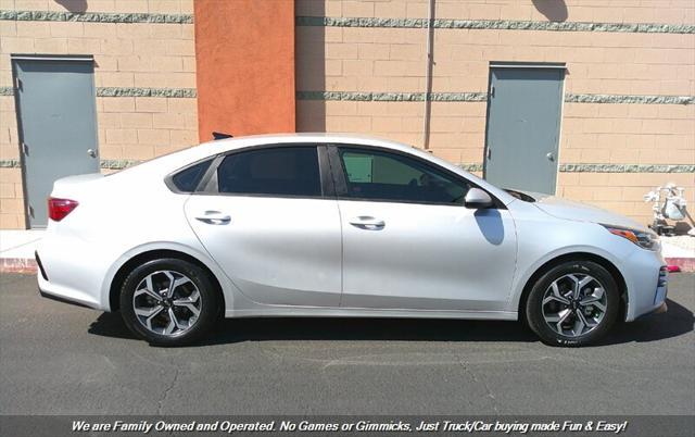 2021 kia forte lxs