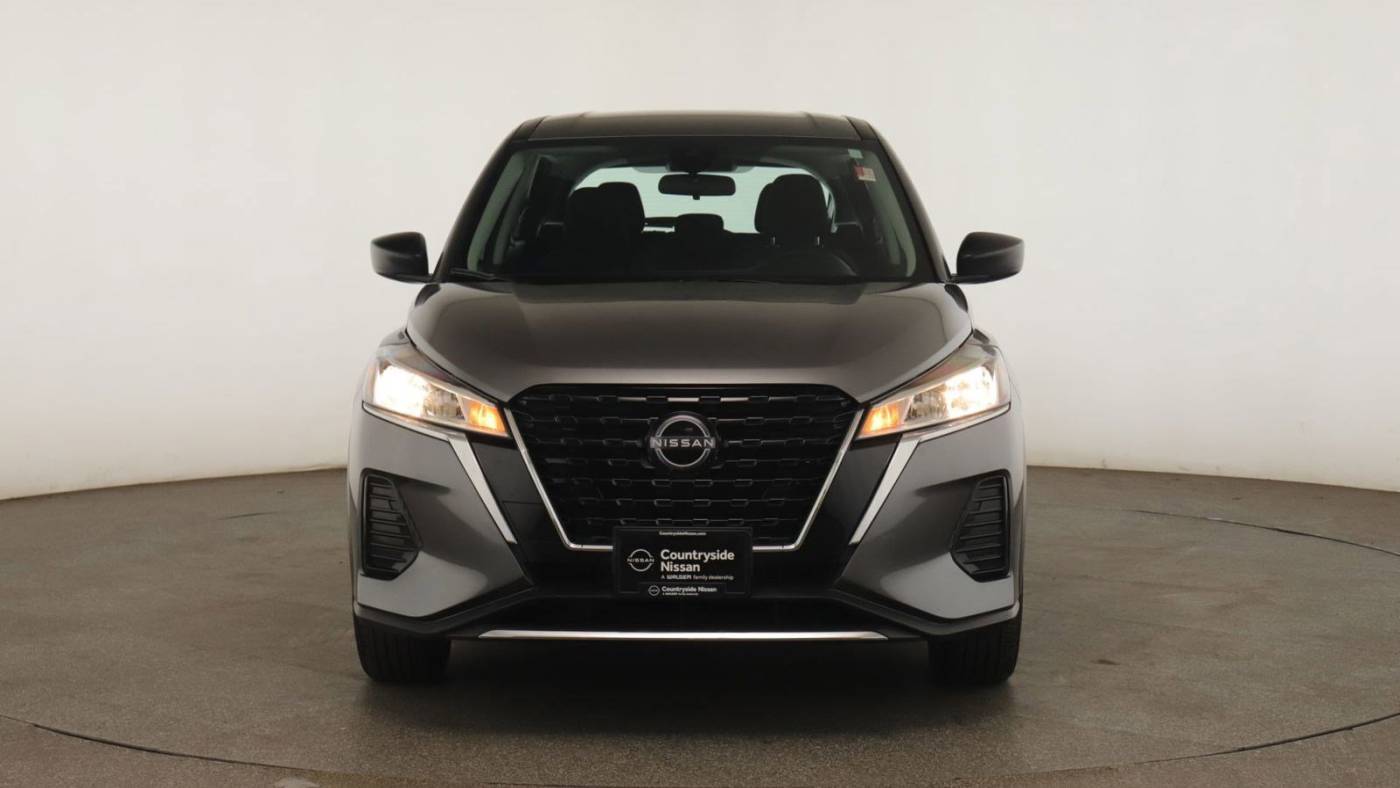 2022 nissan kicks s