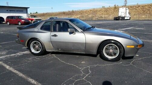 1986 porsche 944 143000 miles silver