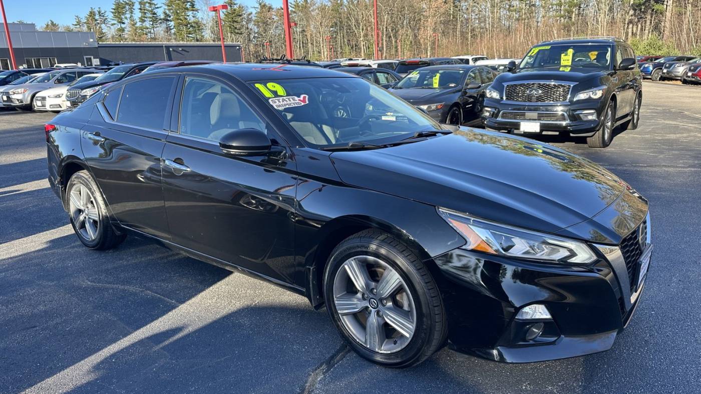 2019 nissan altima 2.5 sv