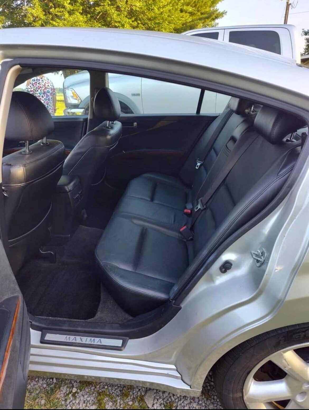2004 nissan maxima se